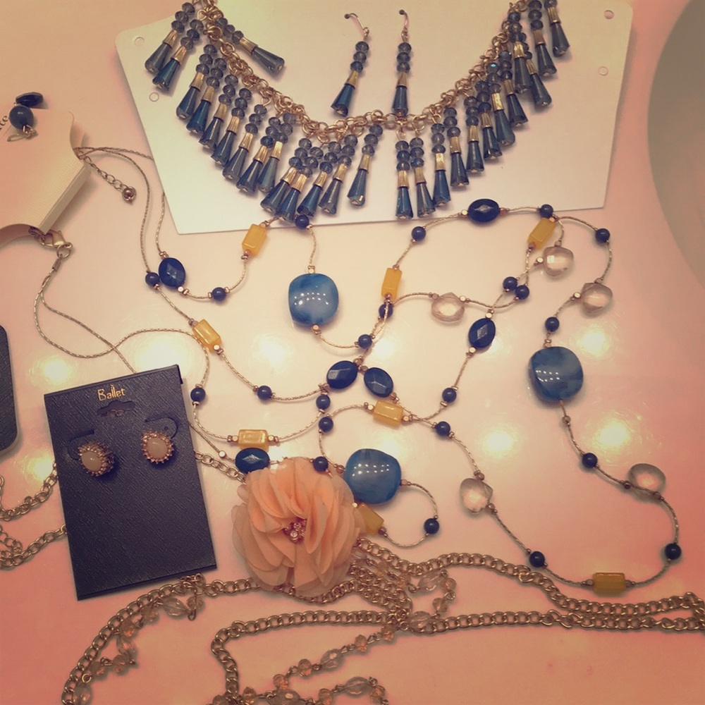 3 necklace sets NWT